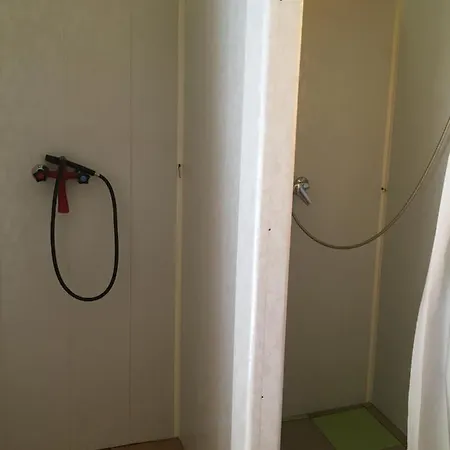 База отдыха Rodinne Ubytovani V Chatech Sruby Relax Zivohost' Krecovice